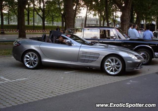 Mercedes SLR spotted in Hamburg, Germany