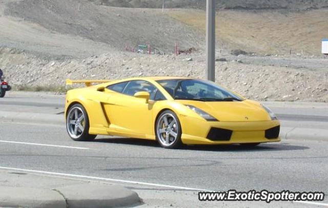 Lamborghini Gallardo spotted in Kelowna, Canada