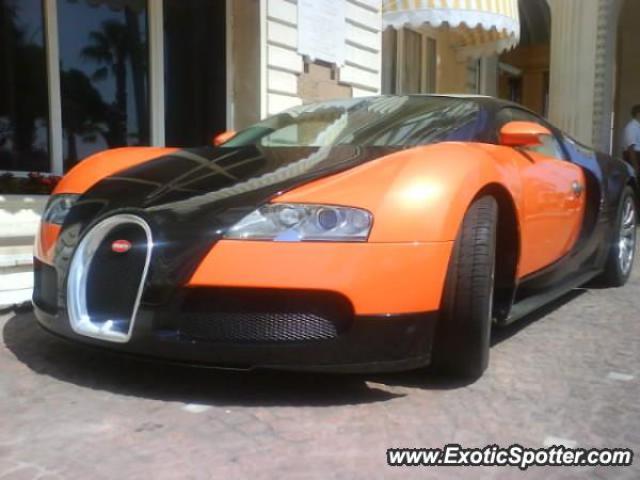 Bugatti Veyron spotted in Cannes, France