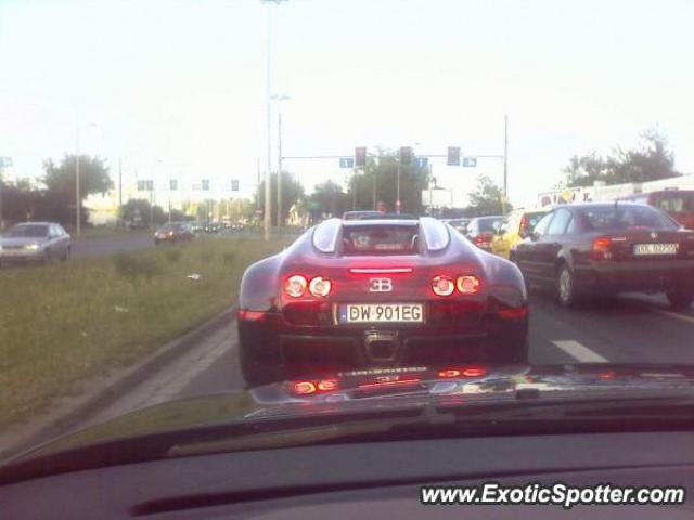 Bugatti Veyron spotted in Wroc³aw, Poland