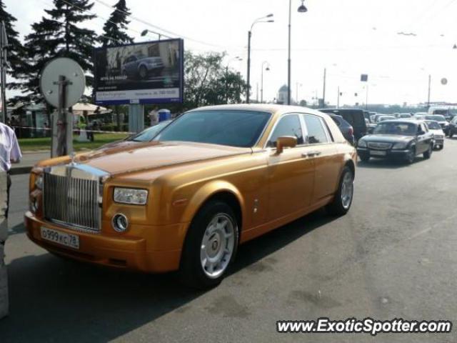 Rolls Royce Phantom spotted in St Petersburg, Russia