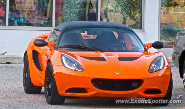 Lotus Elise spotted in Grand Rapids, Michigan