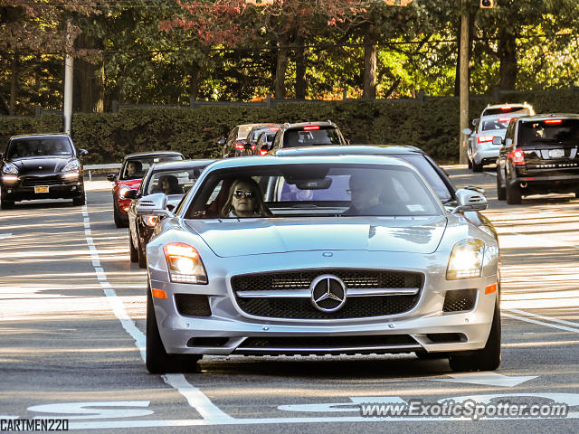 Mercedes SLS AMG spotted in Manhasset, New York