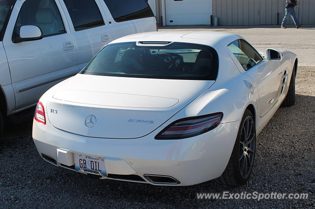 Mercedes SLS AMG spotted in Lincoln, Illinois