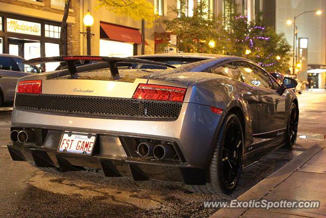 Lamborghini Gallardo spotted in Chicago, Illinois