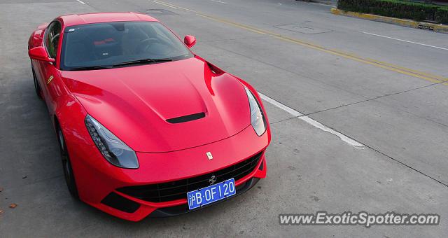 Ferrari F12 spotted in Shanghai, China