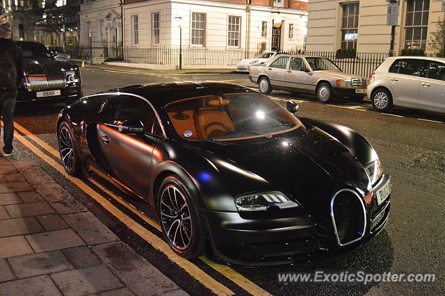 Bugatti Veyron spotted in London, United Kingdom
