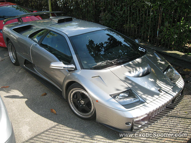 Lamborghini Diablo spotted in Sant'Agata Bo, Italy