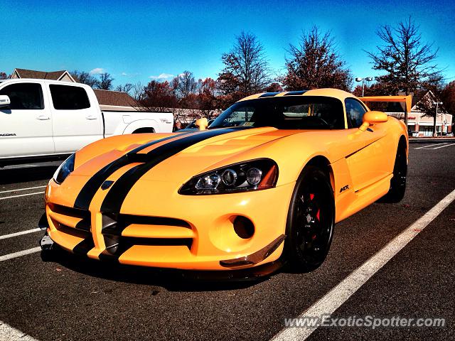 Dodge Viper spotted in Reston, Virginia