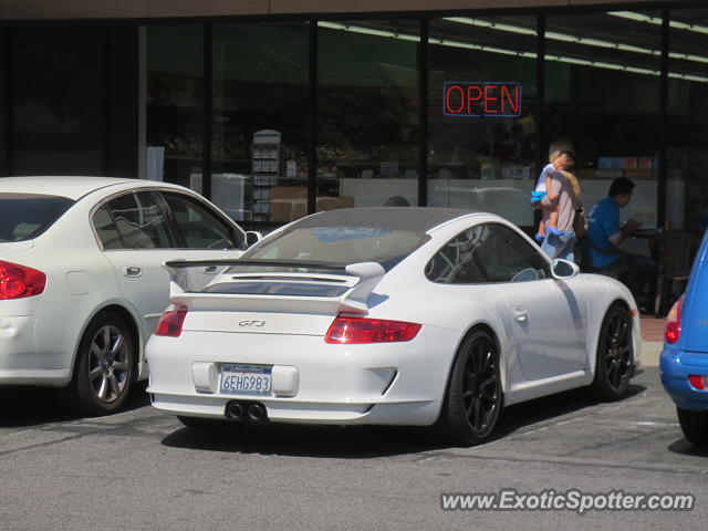 Porsche 911 GT3 spotted in City of Industry, California