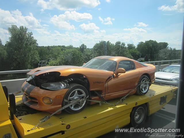 Dodge Viper spotted in Granby, Canada