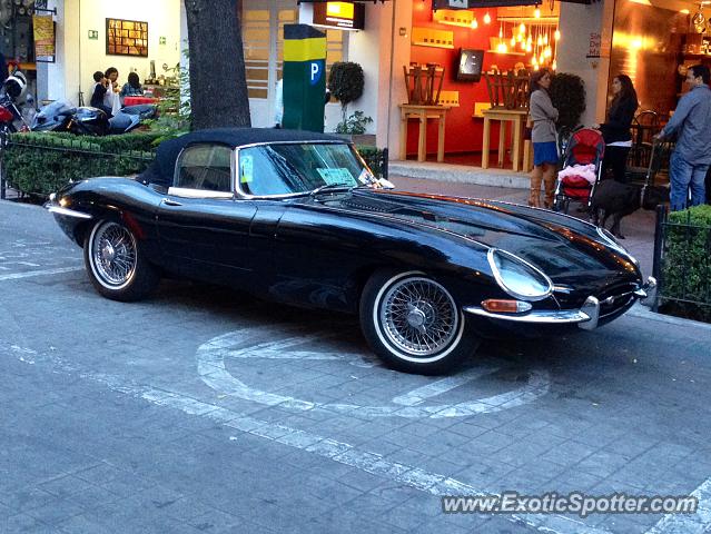 Jaguar E-Type spotted in Mexico City, Mexico