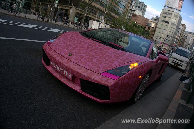 Lamborghini Gallardo spotted in Tokyo, Japan