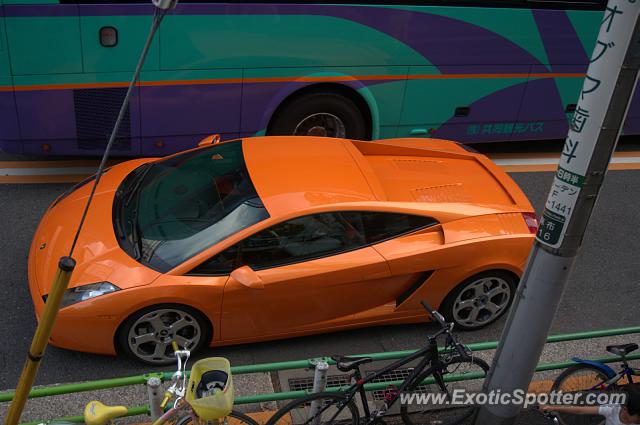 Lamborghini Gallardo spotted in Tokyo, Japan