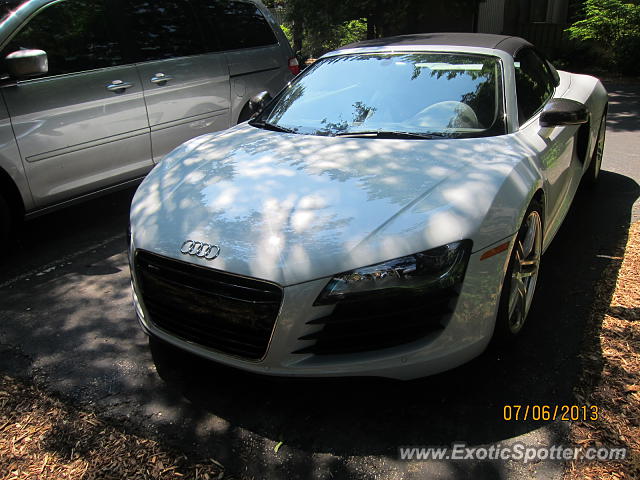 Audi R8 spotted in Fish creek, DCW, Wisconsin