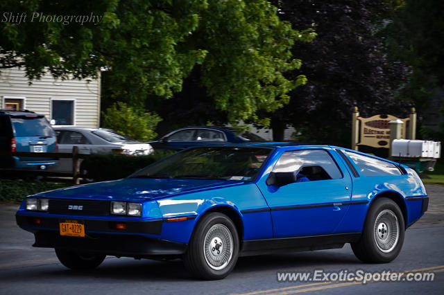 DeLorean DMC-12 spotted in Williamson, New York
