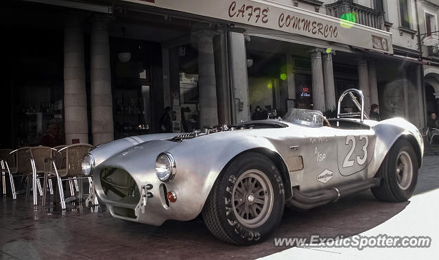 Shelby Cobra spotted in Motta di Livenza, Italy