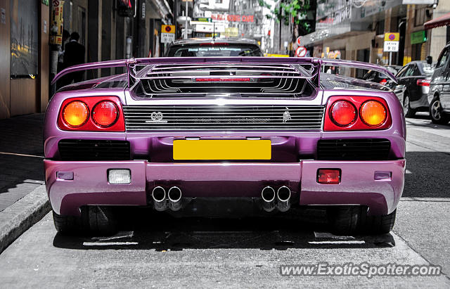 Lamborghini Diablo spotted in HONG KONG, China