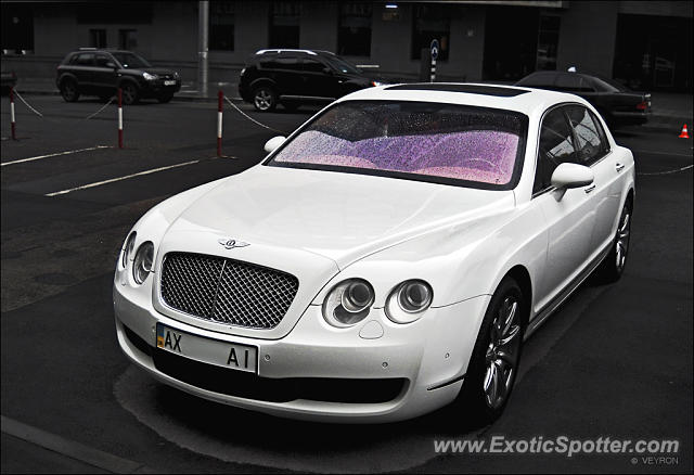 Bentley Continental spotted in Kharkiv, Ukraine