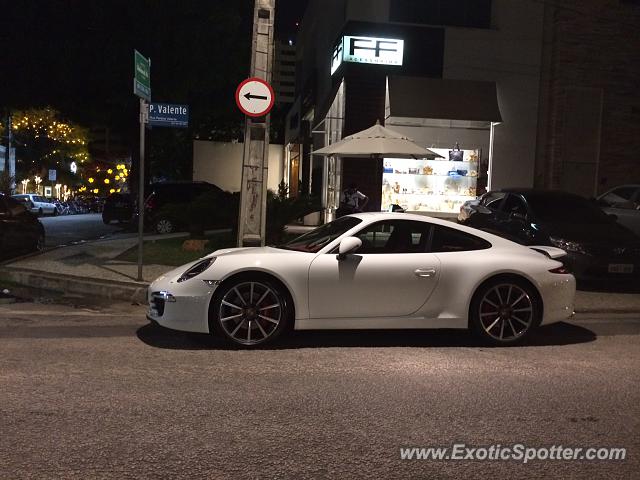 Porsche 911 spotted in Fortaleza, Brazil