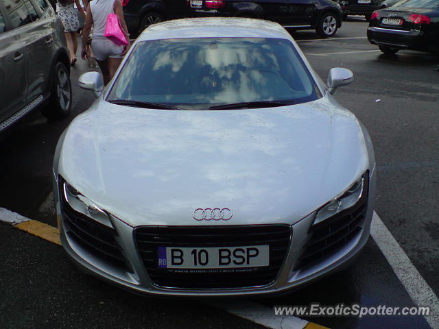 Audi R8 spotted in Mamaia, Romania