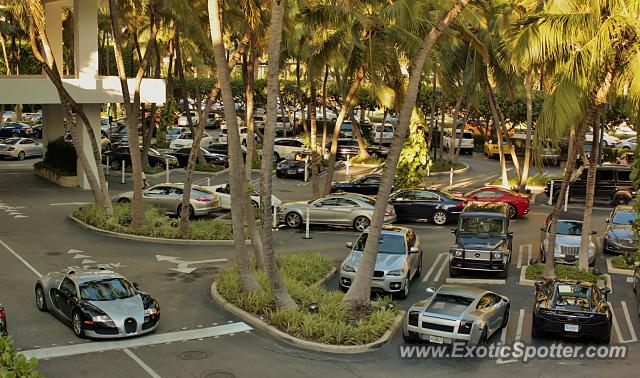 Mclaren MP4-12C spotted in Miami, Florida