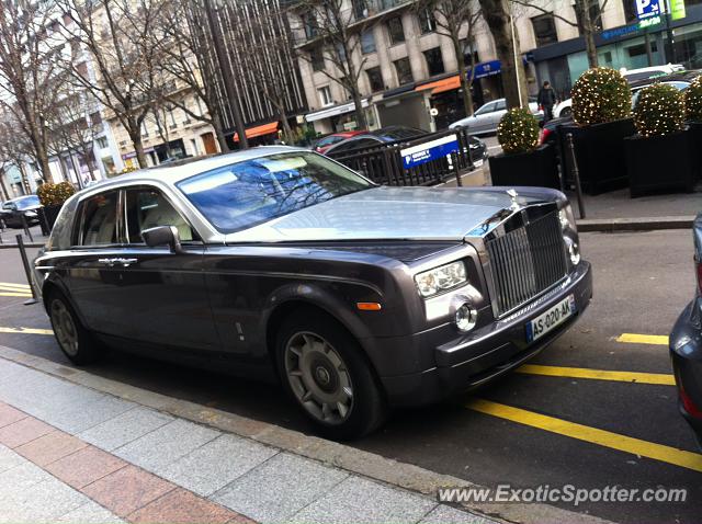 Rolls Royce Phantom spotted in Paris, France