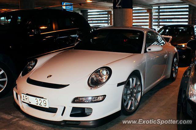 Porsche 911 GT3 spotted in Vantaa, Finland