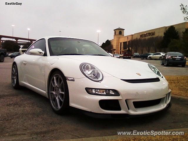 Porsche 911 GT3 spotted in Dallas, Texas