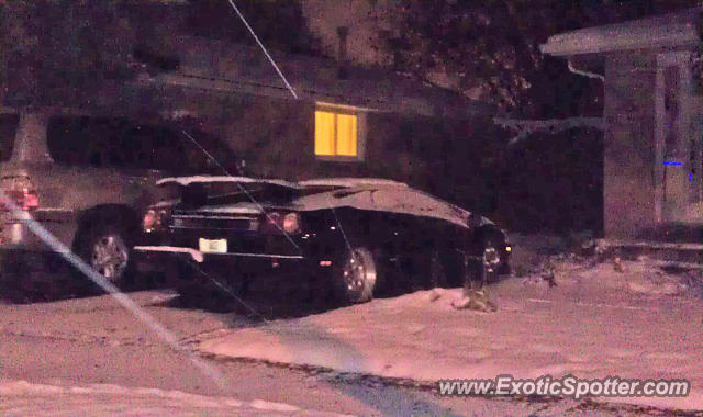 Lamborghini Diablo spotted in London, Ontario, Canada