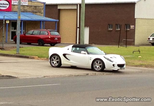Lotus Elise spotted in Penrith, Australia