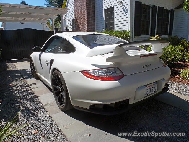 Porsche 911 GT2 spotted in Palo Alto, California