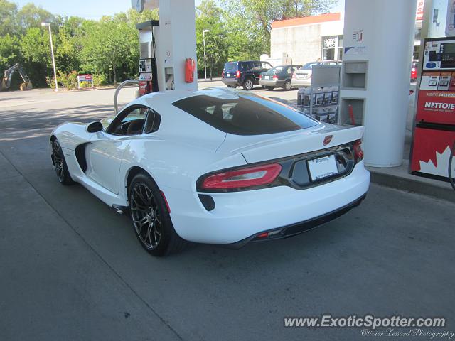 Dodge Viper spotted in Boucherville, Canada