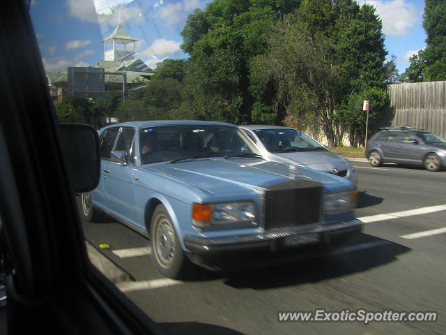 Rolls Royce Silver Spirit spotted in Sydney, Australia