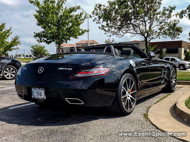 Mercedes SLS AMG spotted in Overland Park, United States