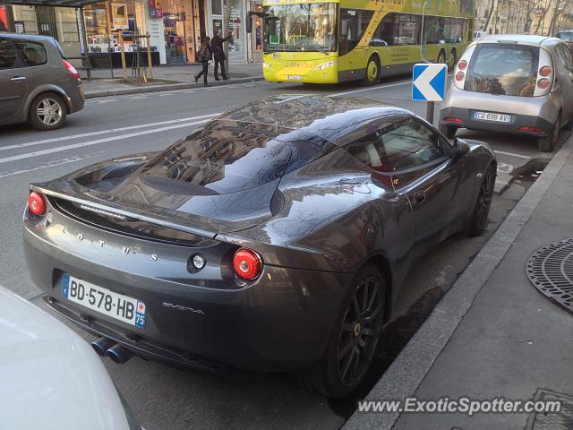 Lotus Evora spotted in Paris, France