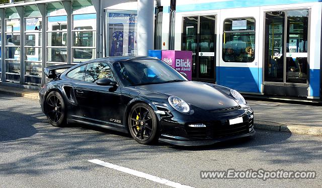 Porsche 911 GT2 spotted in Zurich, Switzerland