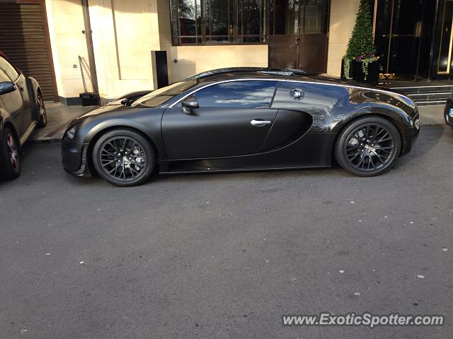 Bugatti Veyron spotted in London, United Kingdom