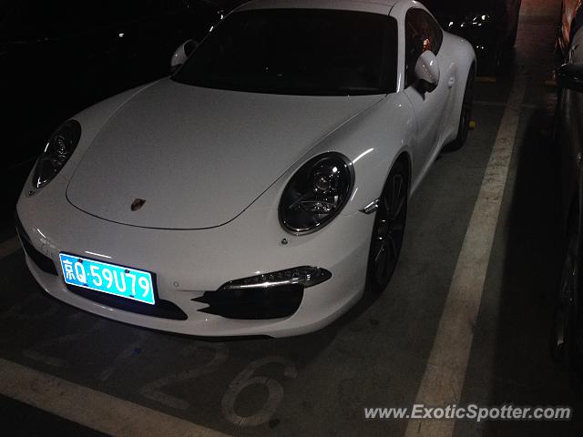 Porsche 911 spotted in Beijing, China