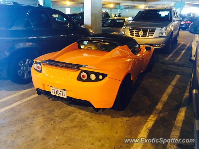 Tesla Roadster spotted in Los angeles, California