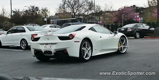 Ferrari 458 Italia spotted in Calabasas, California
