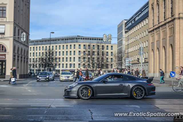 Porsche 911 GT3 spotted in Munich, Germany