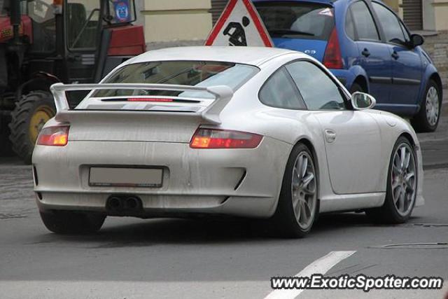 Porsche 911 GT3 spotted in St. Petersburg, Russia