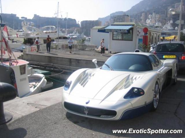 Maserati MC12 spotted in Montecarlo, Monaco