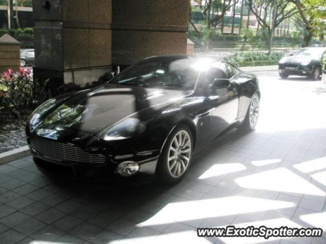 Aston Martin Vanquish spotted in Four seasons hotel, Singapore