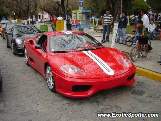 Ferrari 360 Modena spotted in Monterrey, Mexico