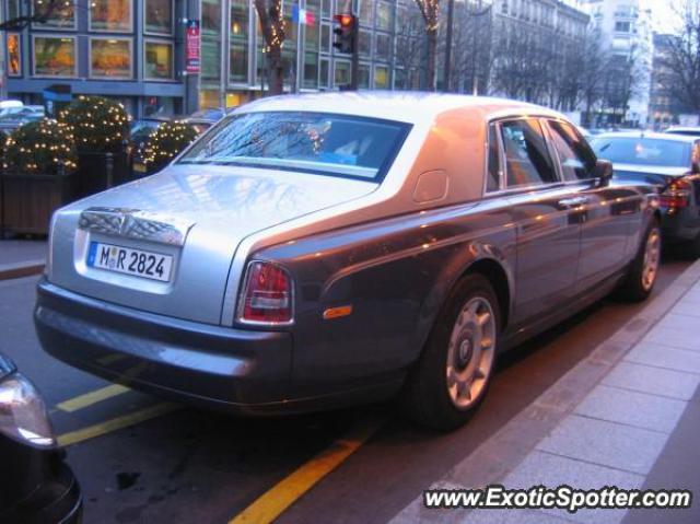 Rolls Royce Phantom spotted in Paris, France