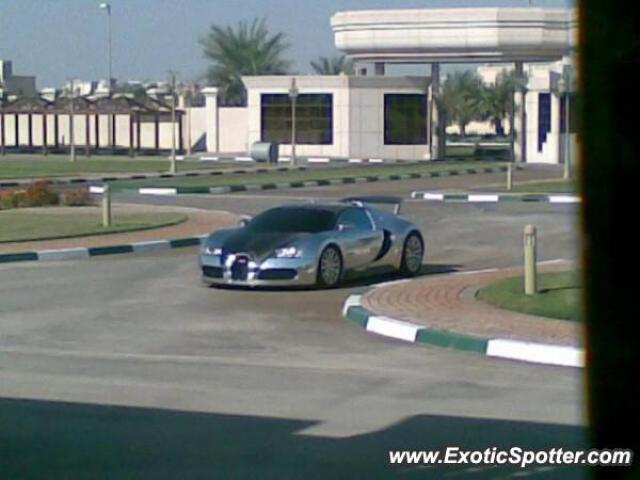 Bugatti Veyron spotted in Abu dhabi, United Arab Emirates