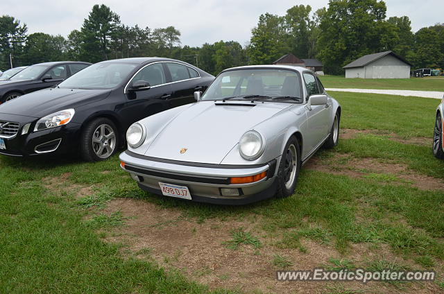 Porsche 911 spotted in Lakeville, Connecticut