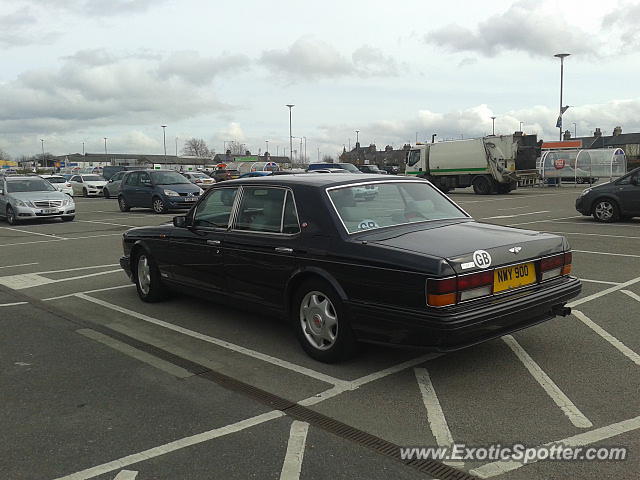 Bentley Turbo R spotted in Cambridge, United Kingdom